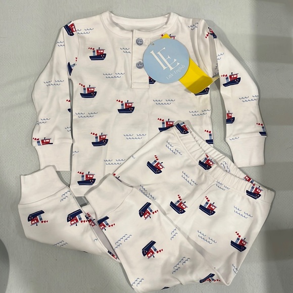 Little English Tug Boat 18Mo NWT - Picture 1 of 3